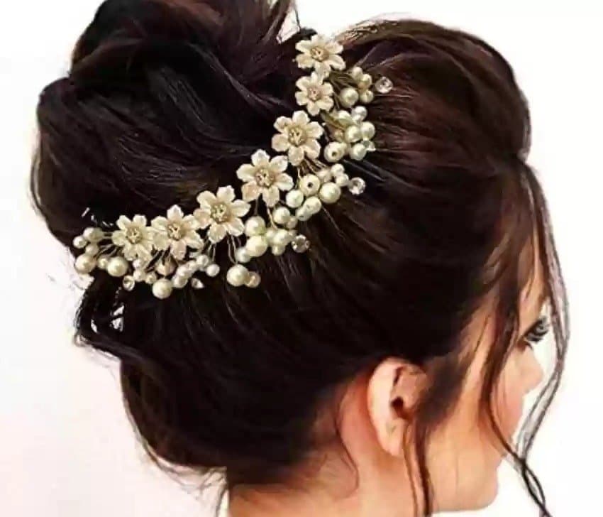 Hair accessories that are trending this Durga Puja 2024 LIF