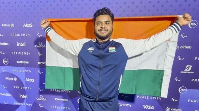Yogesh kathunia bags second consecutive silver in men's discuss throw spt 