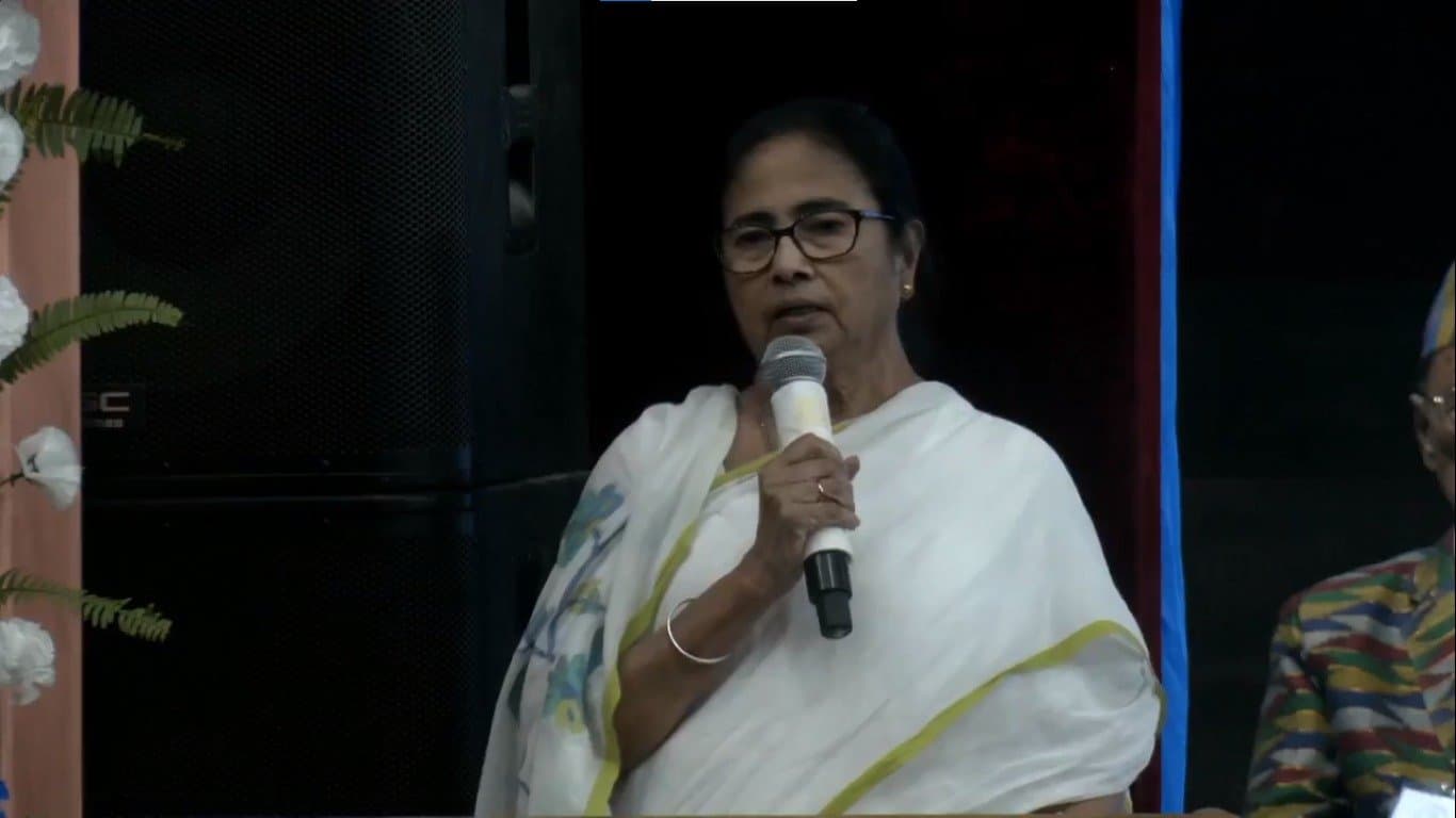 MAMATA: হাবড়ার পর শিলিগুড়ি, ফের সিএএ নিয়ে সরব মুখ্যমন্ত্রী 