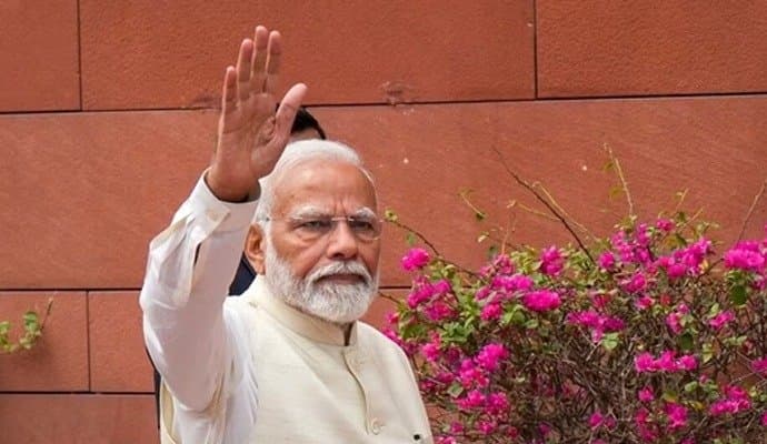 Narendra Modi: সাধারণ মানুষ সাংসদদের কাছে কাজ আশা করেন, স্লোগান নয়, প্রথম অধিবেশনের আগে বার্তা মোদির