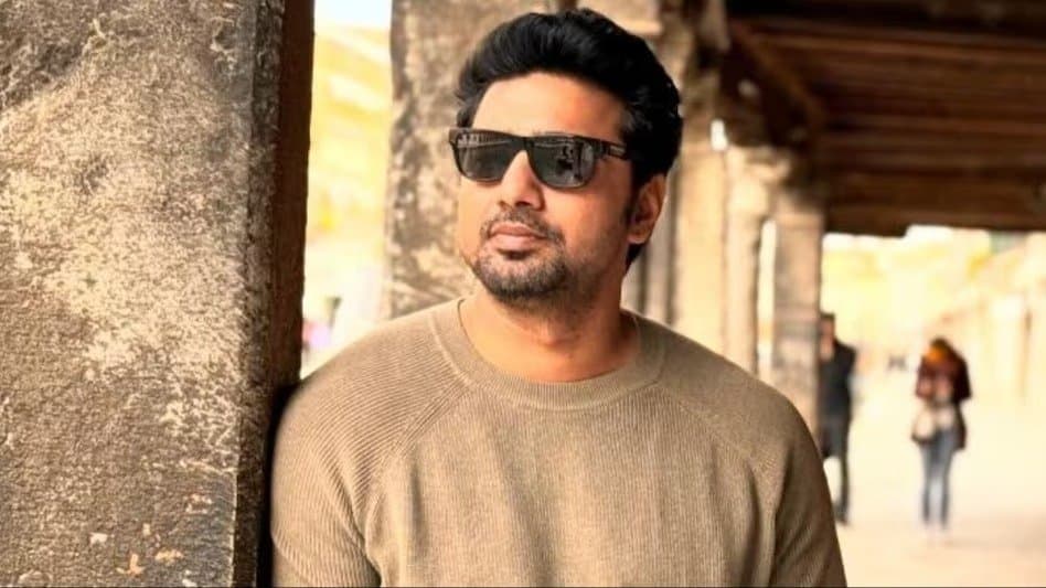 ED: টানা জিজ্ঞাসাবাদ, সাড়ে ৮ ঘণ্টা পর ইডি দপ্তর থেকে বেরোলেন দেব