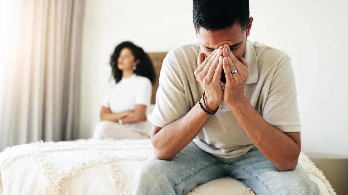 What are the signs of emotional divorce