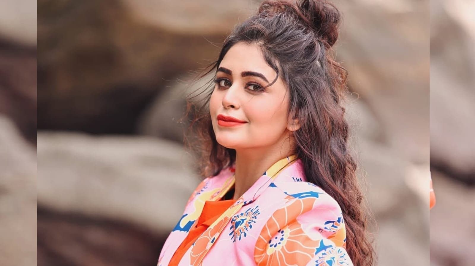 ritabhari chakraborty joins a new telly series of ott platform hoichoi breaking news ent 