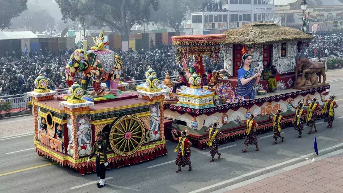 what is the theme of the tableau on Republic Day Which states will display tableaus on kartavya path