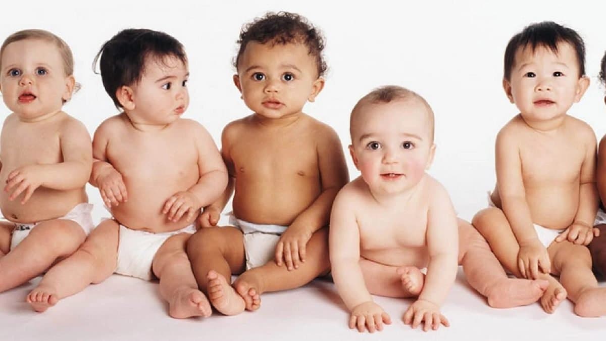 Russian MP proposed to give holiday for physical intimacy to increase population