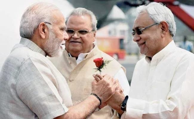 Nitish Kumar: মুখ্যমন্ত্রীর পদ থেকে ইস্তফা দিলেন নীতীশ কুমার 