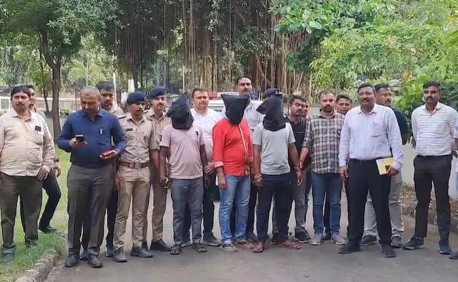 Railway Men Sabotaged Gujarat Tracks For Promotions gnr 