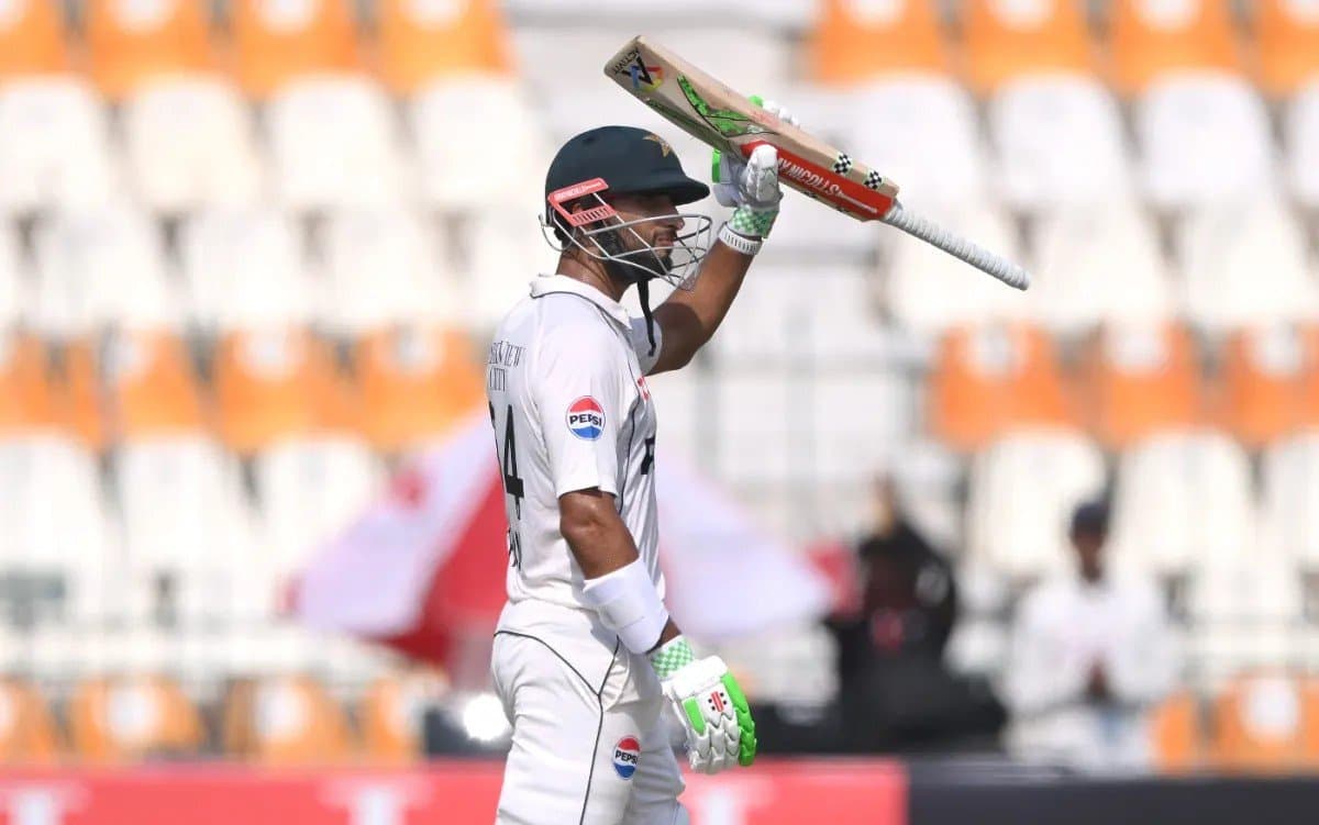 Shan masood ends drought of 1524 days with test century against England 