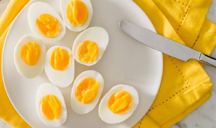 Does egg yolk increase cholesterol know what experts says about this matter lif