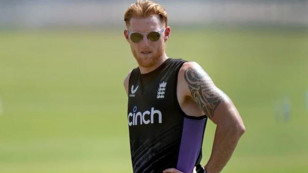 Ben Stokes carried drinks for his teammates during the first Test spt