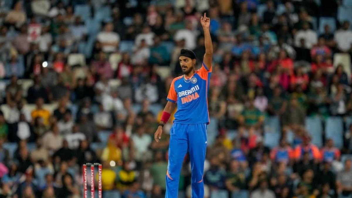 India vs New Zealand Champions Trophy 2025: Indian fans were frustrated as Arshdeep Singh remained benched spt 