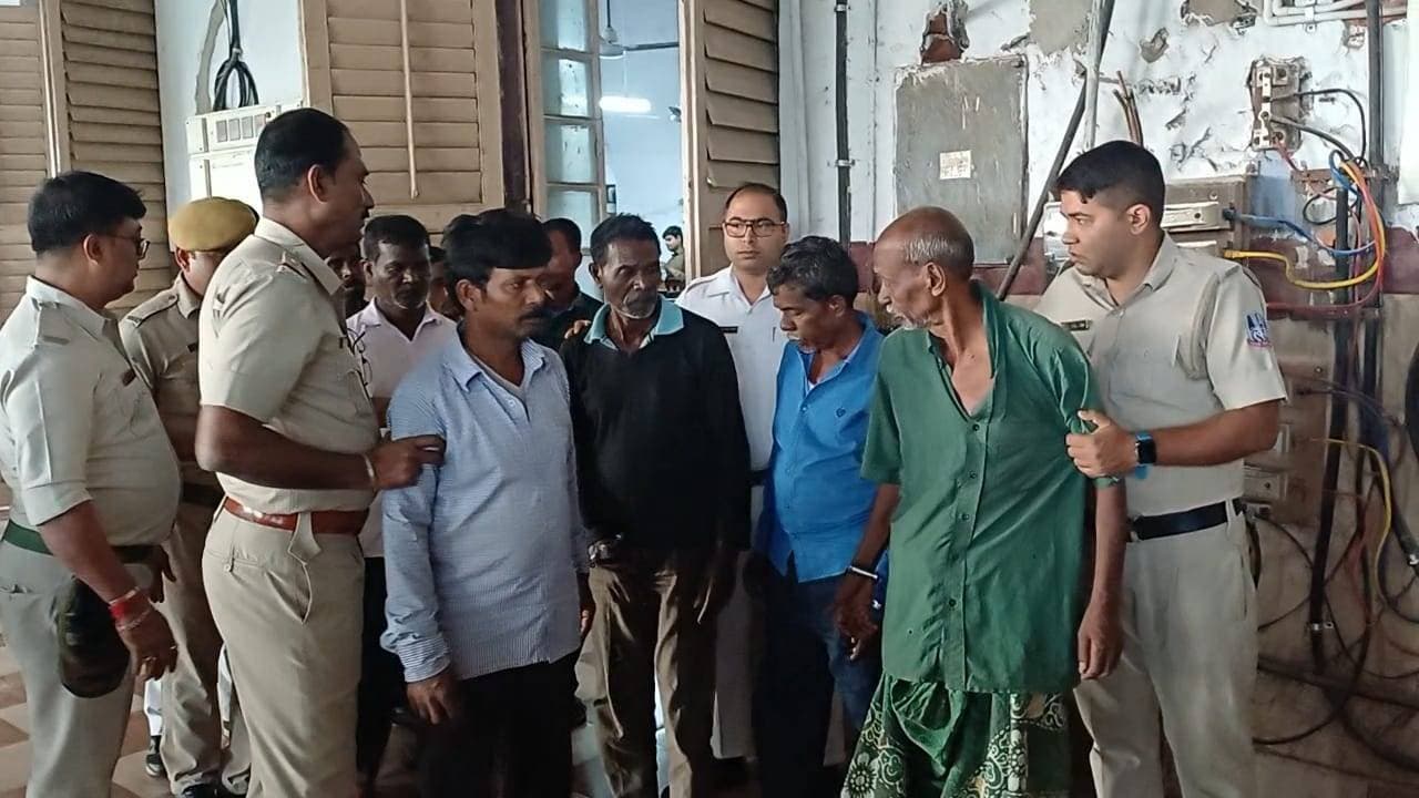 Eight CPM workers get life sentences for murder of Trinamool worker