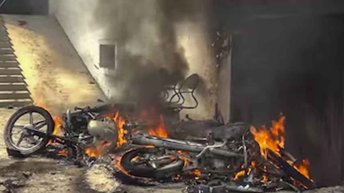 Shops & Hospital Torched, Internet Suspended In UP's Bahraich In Clash During Durga Idol Immersion gnr