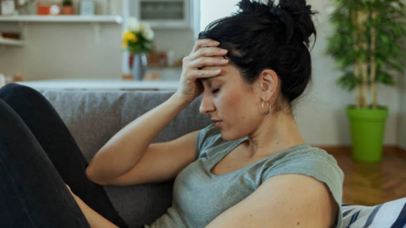 Woman health Tips Thyroid disorders increase the chances of early Menopause