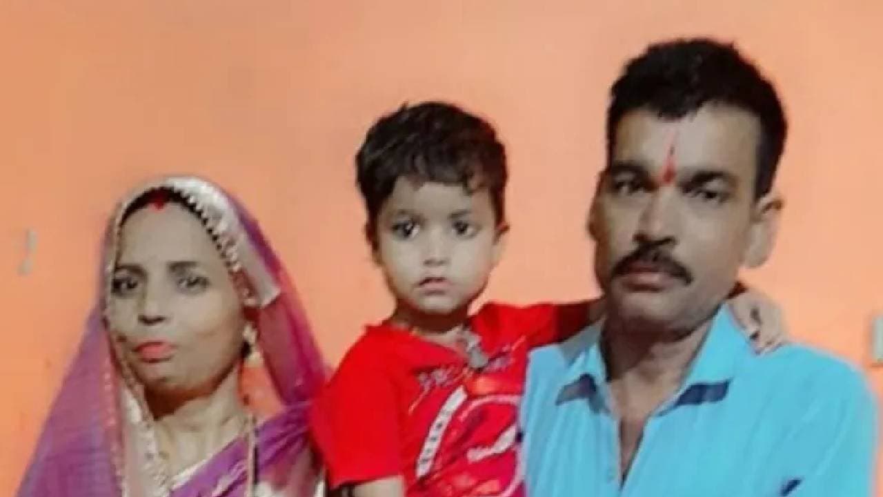 Gwalior Boy Dies Family Critical After Inhaling Fumes From Insecticide 