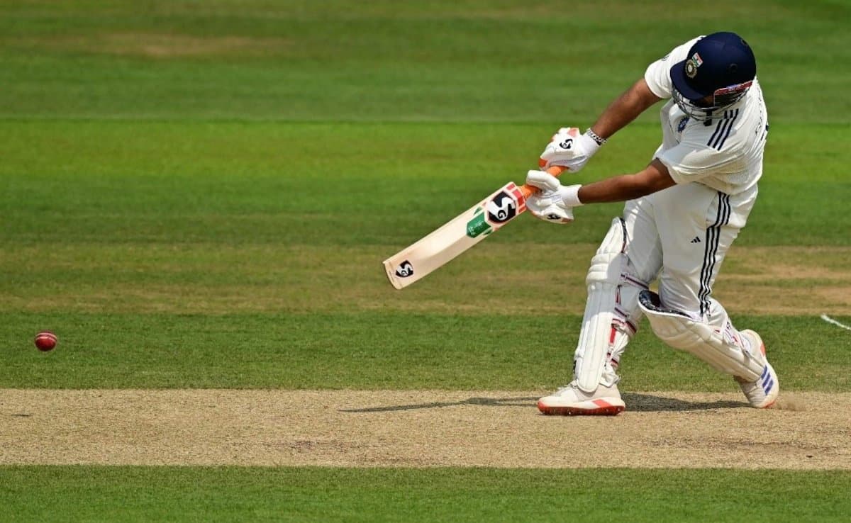 Former England star shares detailed insight into fourth test pitch 