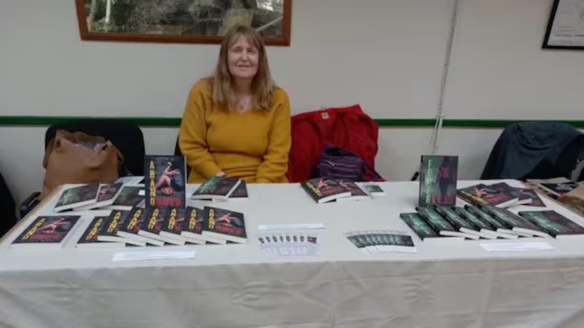 UK author climbs bestsellers chart after her post about selling only books goes viral gnr