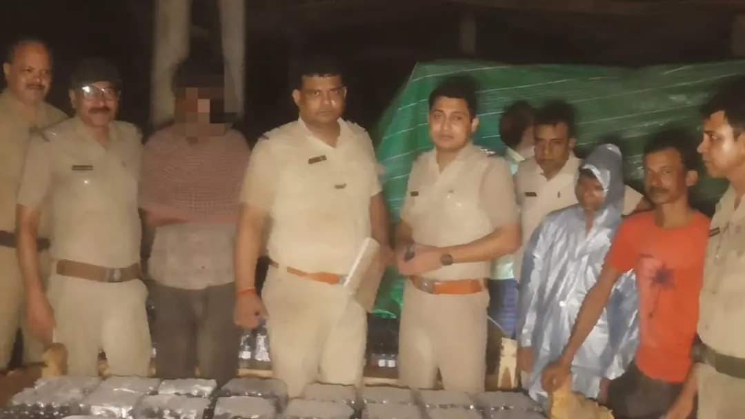  1 arrested in murshidabad while smuggling Huge amount of cough syrup