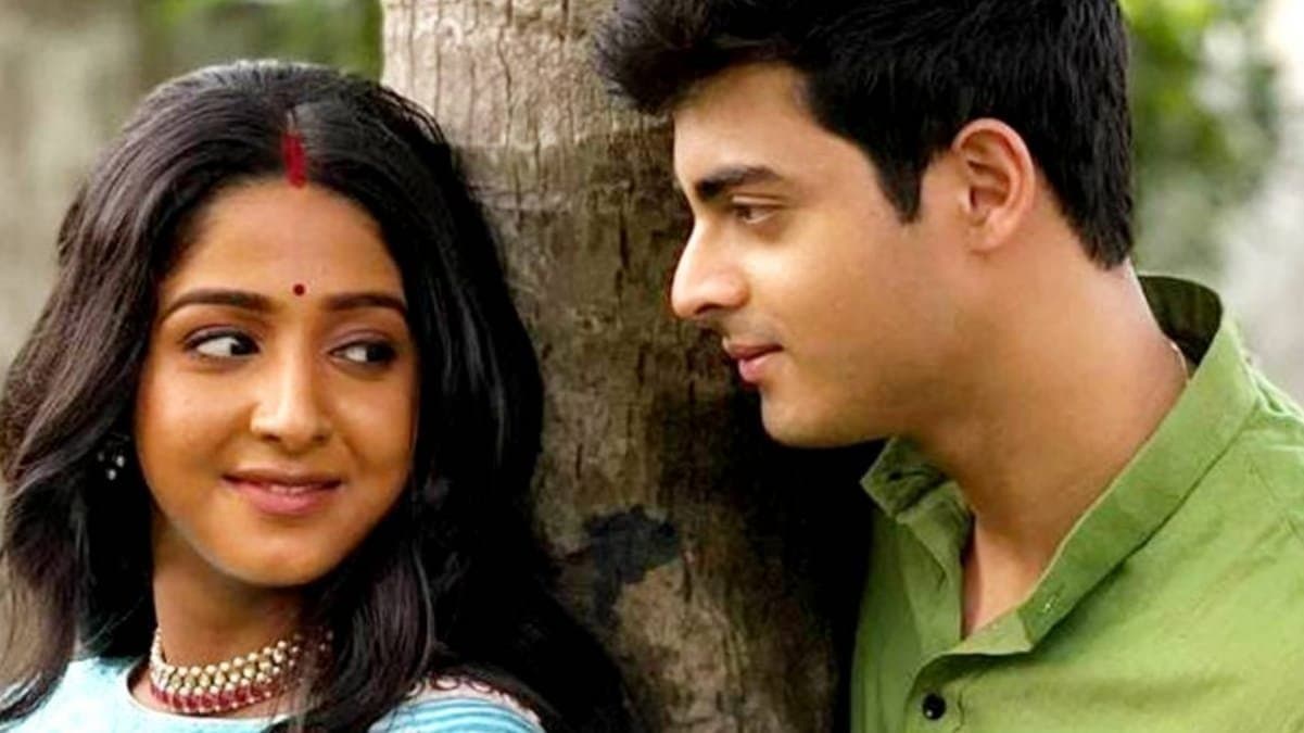 swastika ghosh wishing dibyojyoti for his birthday and shared a unseen picture on social media ent