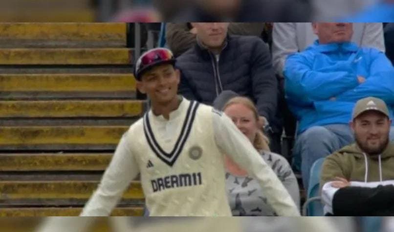 চারটে ক্যাচ ফেলে একি করলেন যশস্বী! সোশ্যাল মিডিয়ায় তিরস্কারের বন্যা