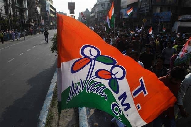 TMC: খেলার ময়দান সমান রাখার দাবিতে কমিশনে তৃণমূল