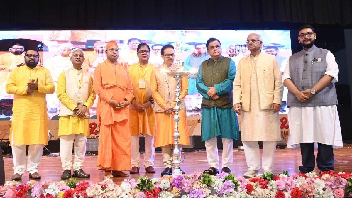 Kolkata Satyam Roychowdhury bratya basu speaks about snu on 7th foundation day gnr