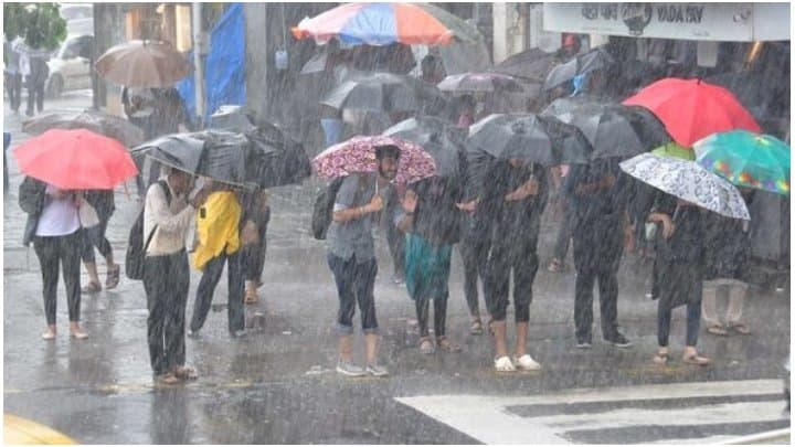 Weather Update: ধেয়ে আসছে ঘূর্ণিঝড়, পুজোর শেষলগ্নে তুমুল দুর্যোগের আশঙ্কা 