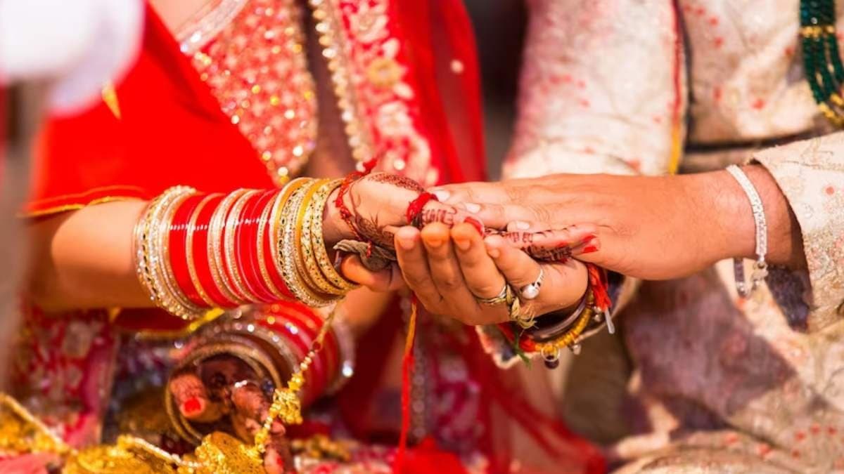 Is income important to get married