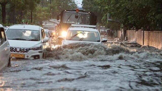 Delhi Receives Heavy Rain Flight Operation Disrupted Roads Flooded
