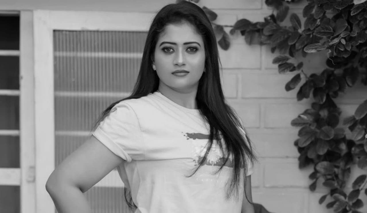  Renjusha Menon: মাত্র ৩৫ বছর বয়সেই হাল ছাড়লেন মালয়ালম অভিনেত্রী রেঞ্জুশা মেনন 
