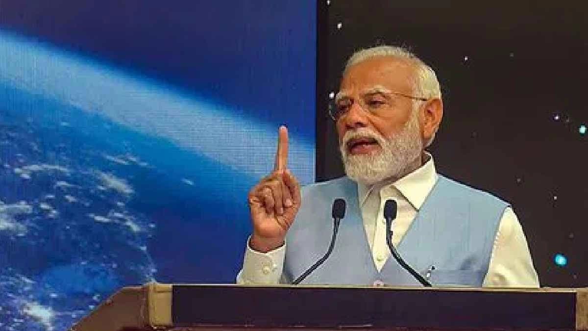 India will build own Space Station: Narendra Modi