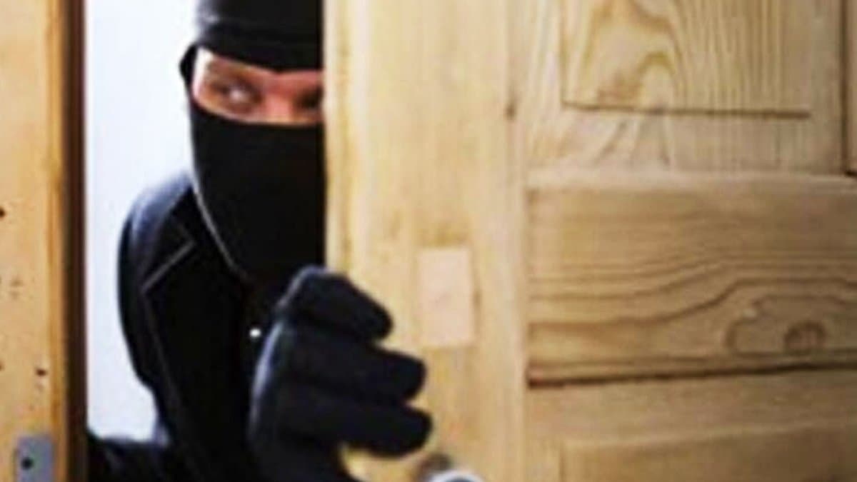 kolkata robbery case robbery on central avenue house gnr 