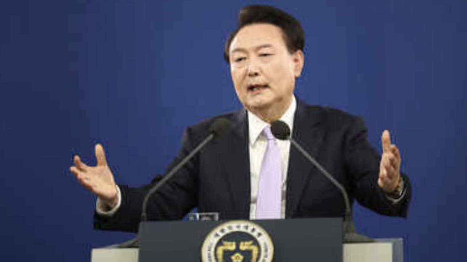 president of south korea yoon suk yeol declared emergency marital law to protect from communist threats_gnr