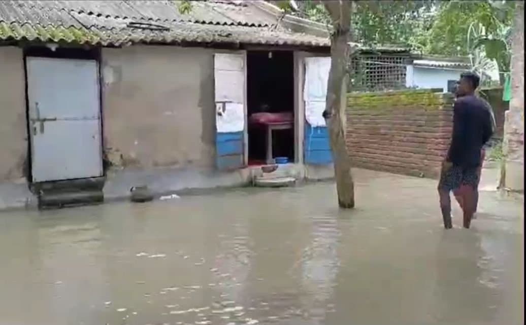 Broken dam deluged  village in Purba Bardhaman gnr