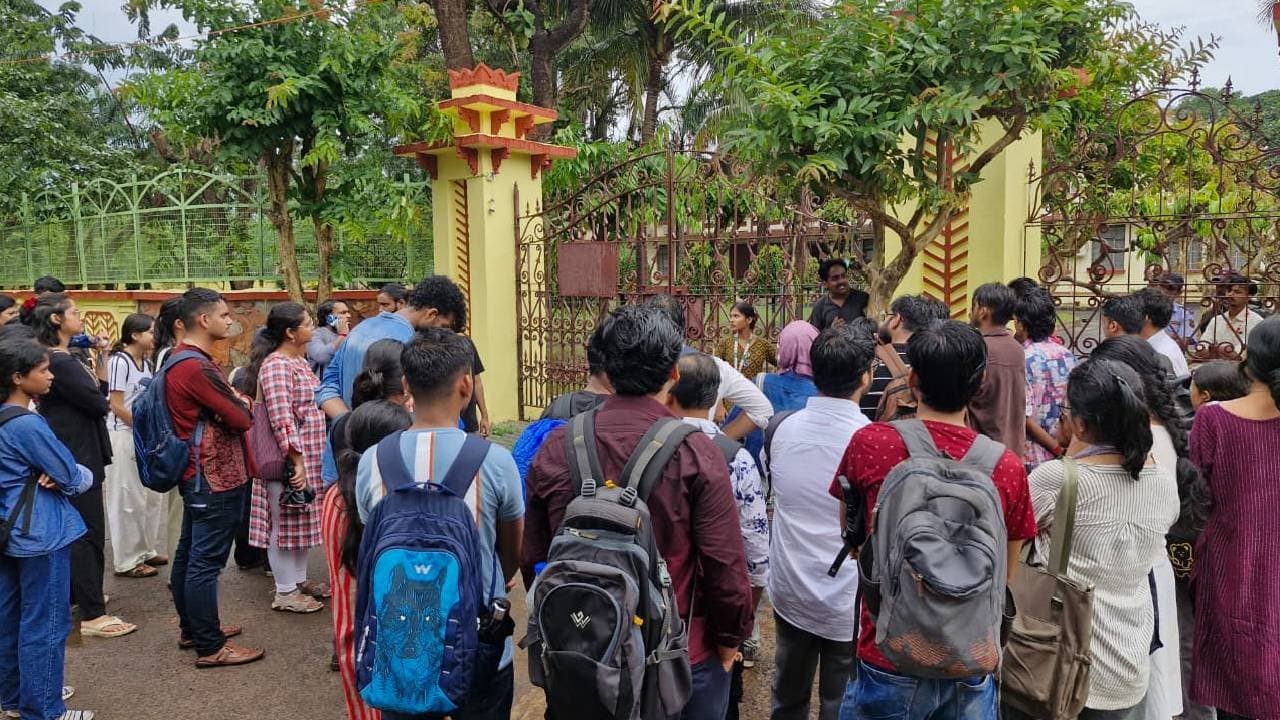 Allegation of Threat Culture in Vishva Bharati of Shantiniketan 