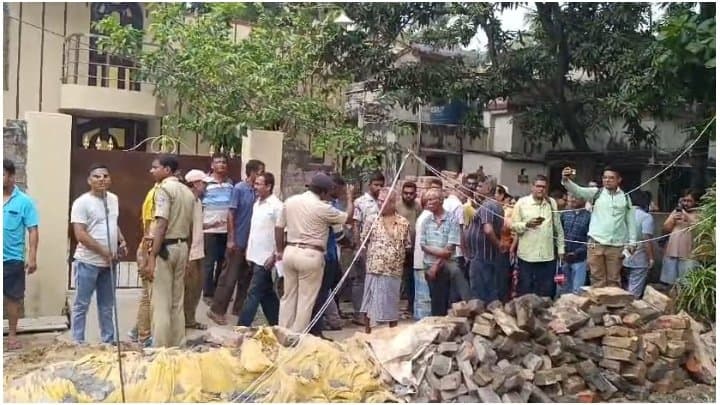 Hooghly: বহুতল নির্মাণের সময় পাঁচিল ধসে মৃত ২ শ্রমিক 