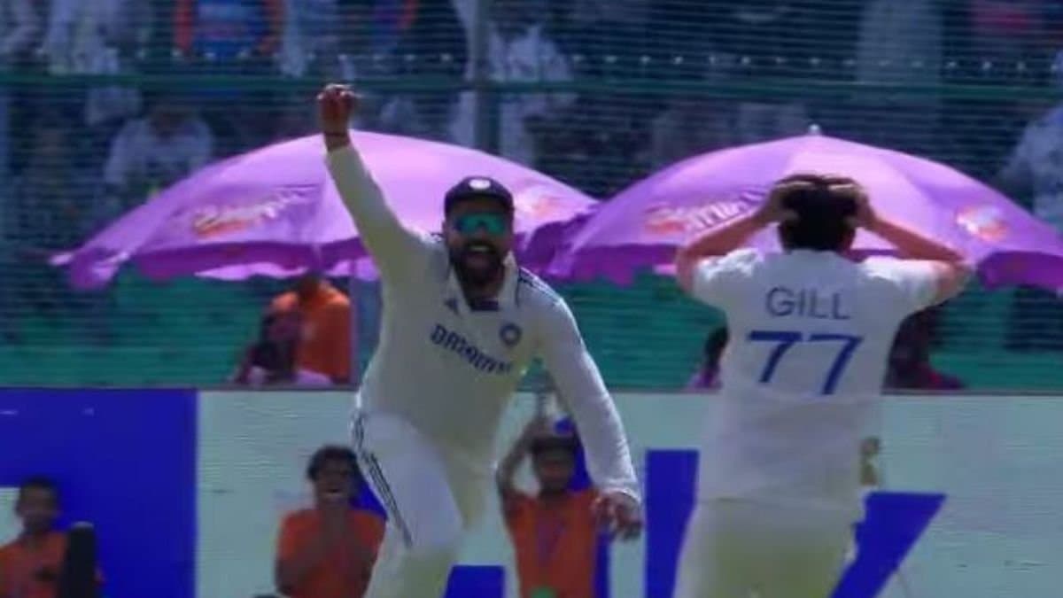 Rohit Sharma thrilled spectators at the Green Park stadium by taking a brilliant catch spt