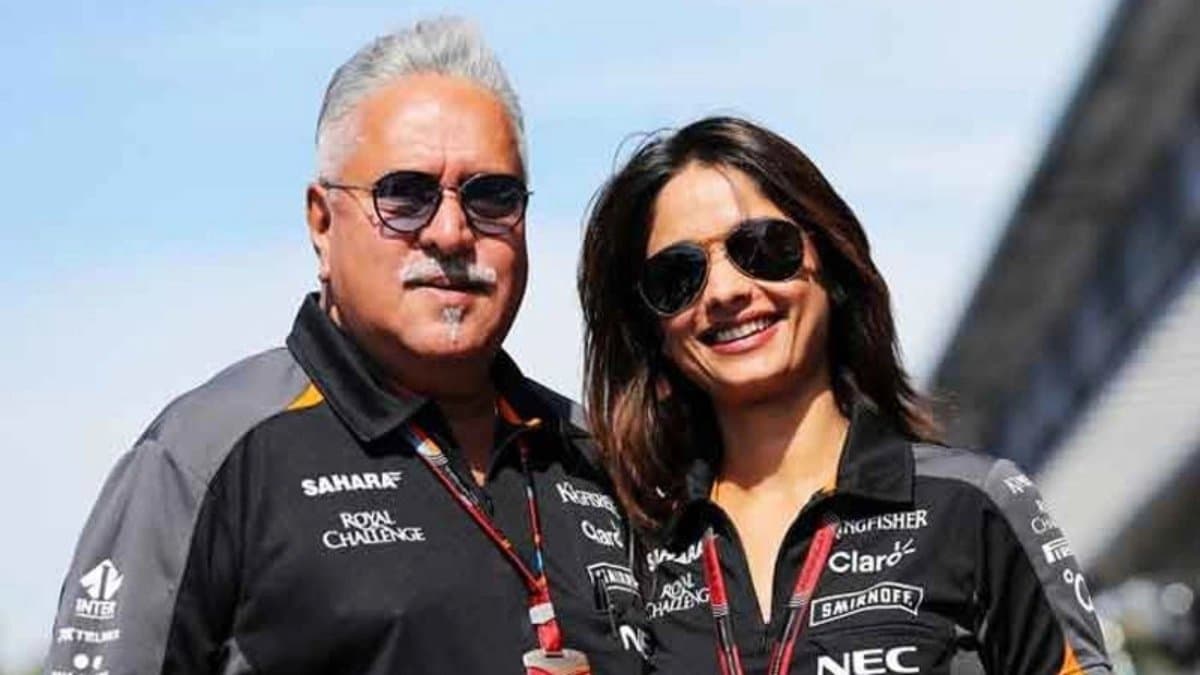 Vijay Mallya s third wife is mystery woman who was also an air hostess meet Pinky Lalwani