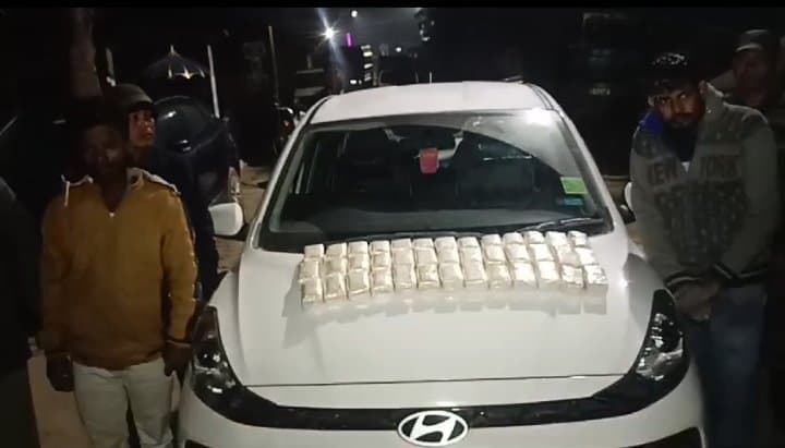 প্রায় কোটি টাকার মাদকদ্রব্য সহ আটক ২
