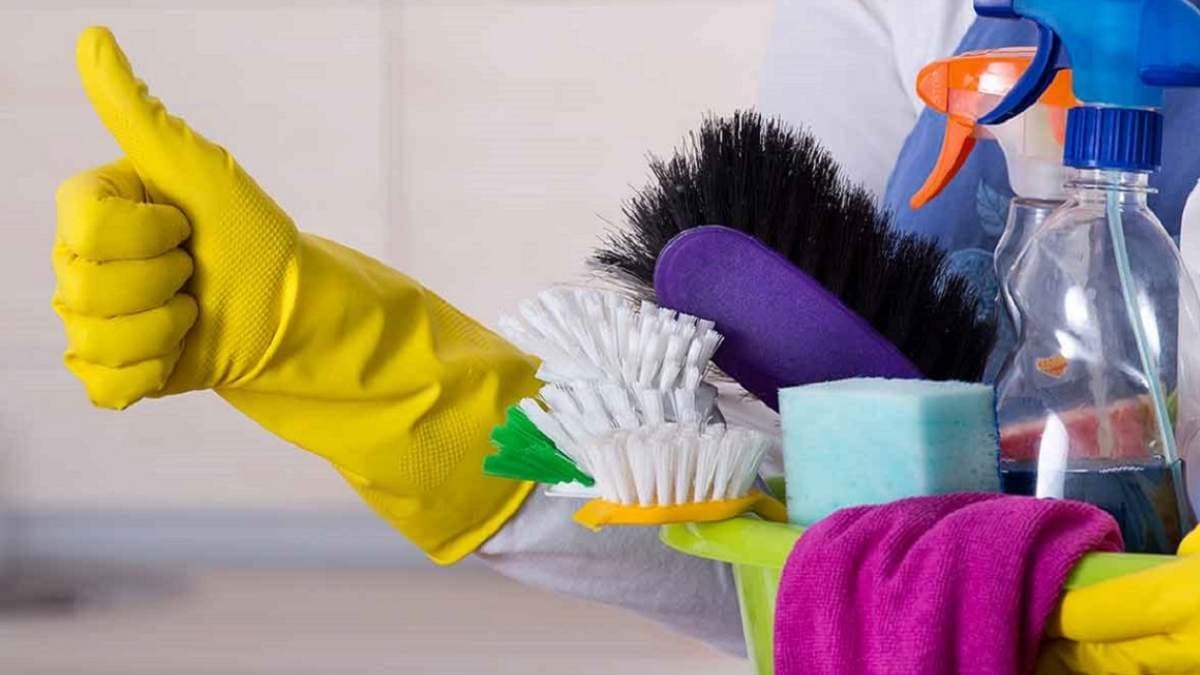 On the auspicious occasion of diwali clean your home for bring peace and happiness in your life and home lif 