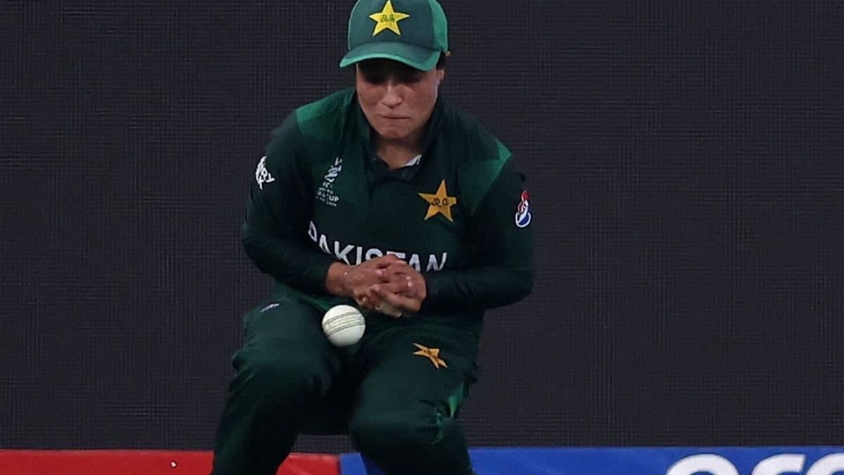  Pakistan drops eight catches against New Zealand spt