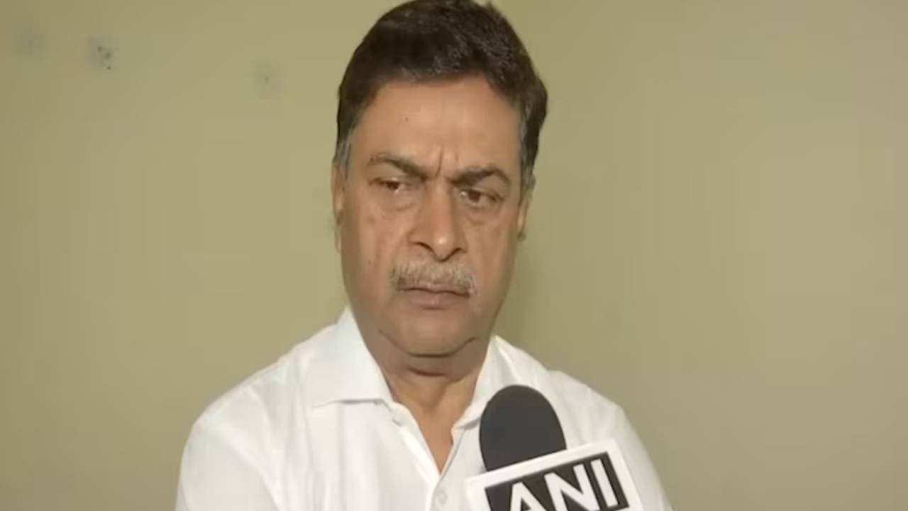 Bihar BJP expels ex union minister for factionalism