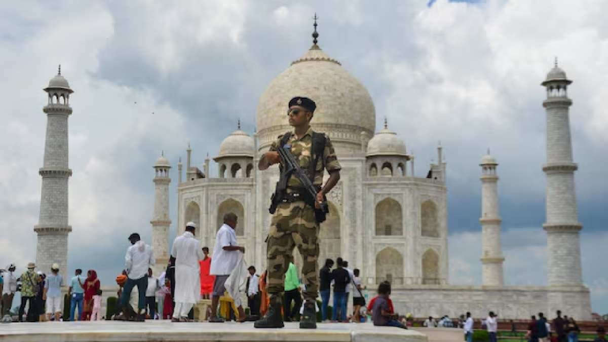 Why Taj Mahal was covered in giant green sheets during 1971 India Pakistan War 