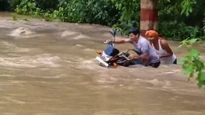 Flood alert sounded in Bihar following heavy discharge of water from Birpur barrage_gnr