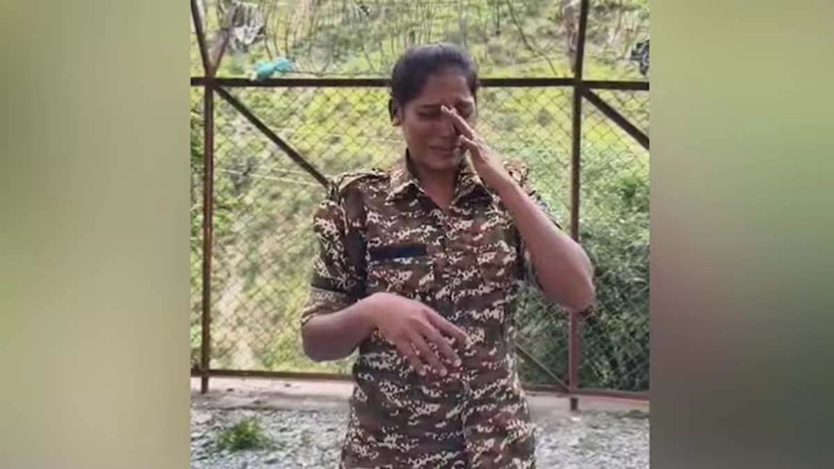 House robbed cops refuse to act woman CRPF officer Kalavathi cries inconsolably on camera