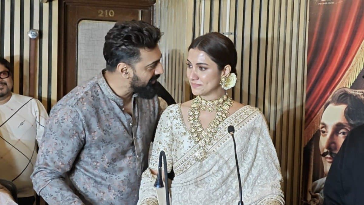 Actor Dev Said in ram kamal mukherjee s bengali film binodini movie trailor that he is jealous of Rukmini ent