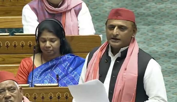 AKHILESH:  লোকসভার ফল নিয়ে বিজেপিকে ‘পরাজিত সরকার’ কটাক্ষ অখিলেশ যাদবের