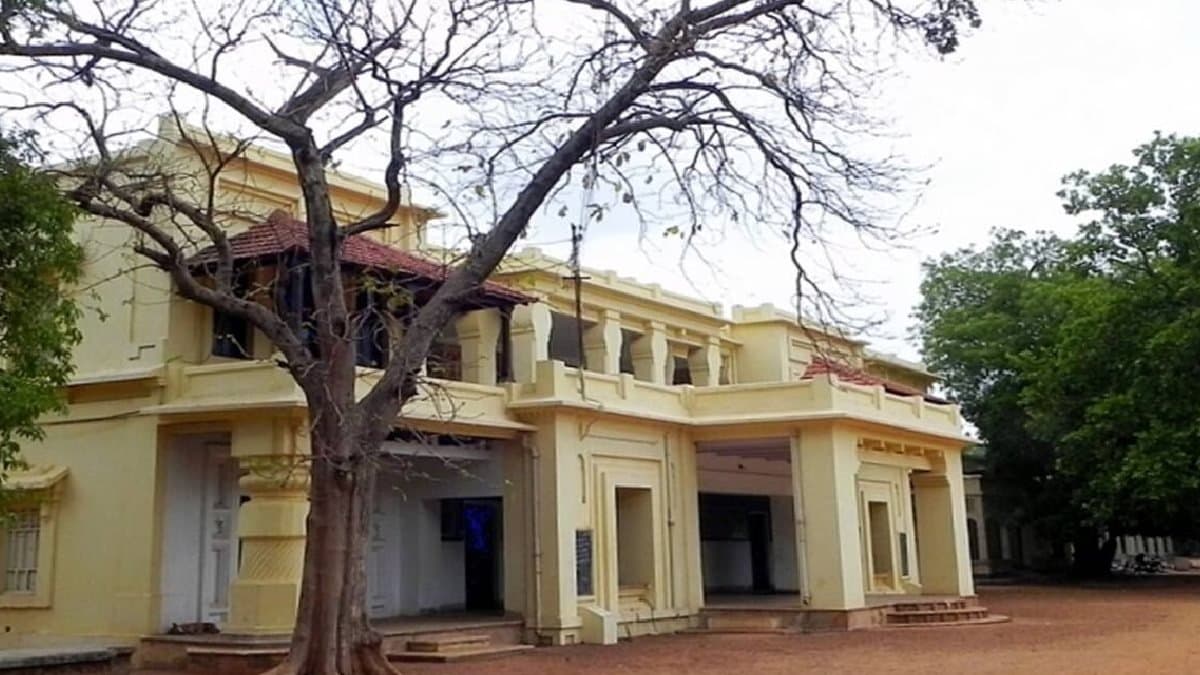 Visva Bharati University premises is open to all henceforth