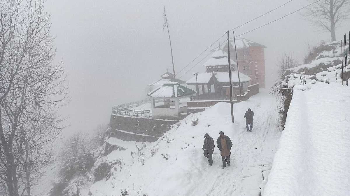 IMD issues cold wave alert as temperature drops in Himachal Pradesh gnr