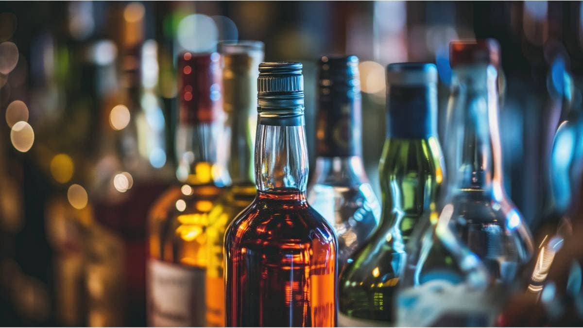 Maharashtra liquor sell drops down